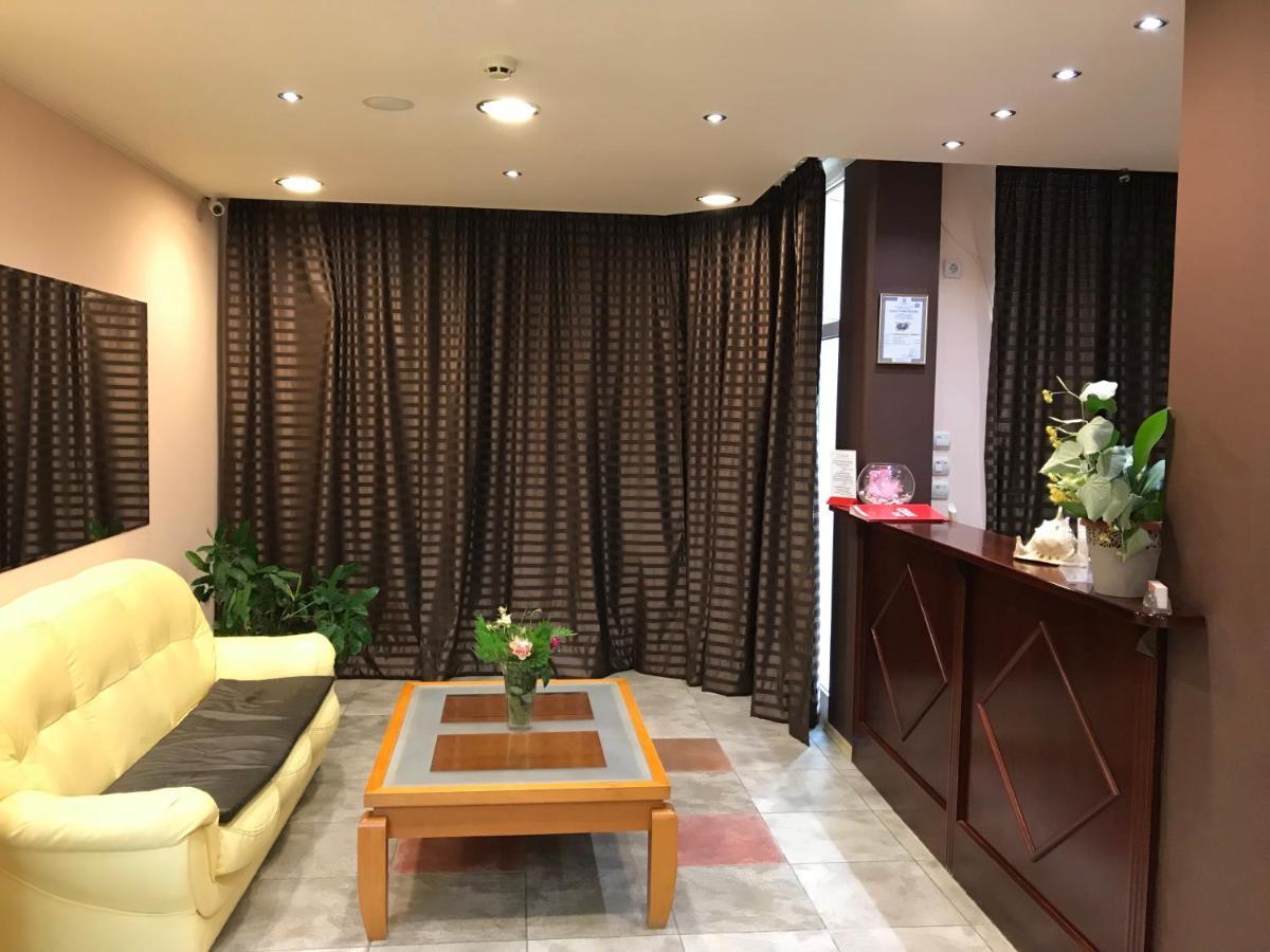 Hotel Riviera ラヴダ エクステリア 写真
